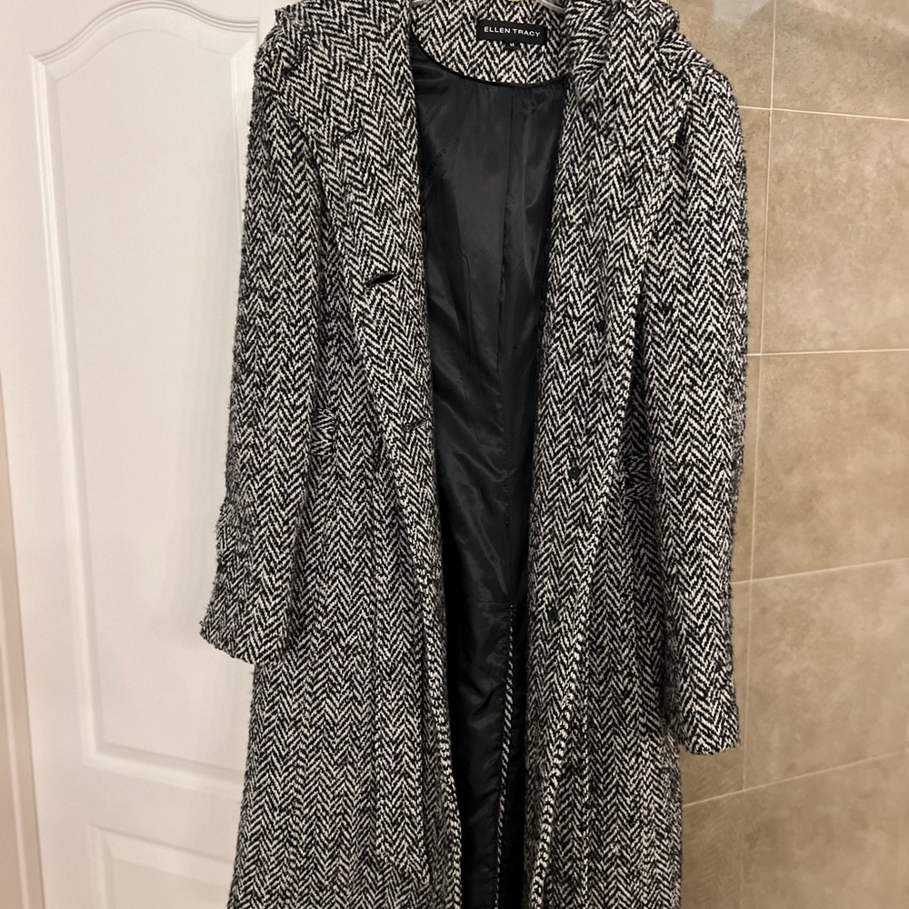 Ellen Tracy Black and White Trench Coat